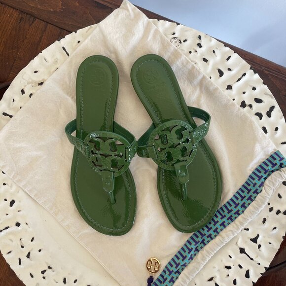 Tory Burch Miller Sandal in Green Size 8 w/ TB shoe bag - Picture 1 of 10